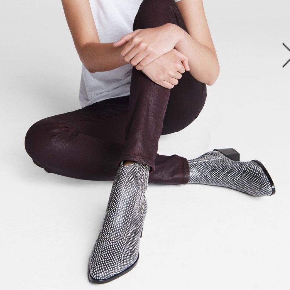 NWOT Rag & Bone Rover Boot -Chelsea Ankle Bootie